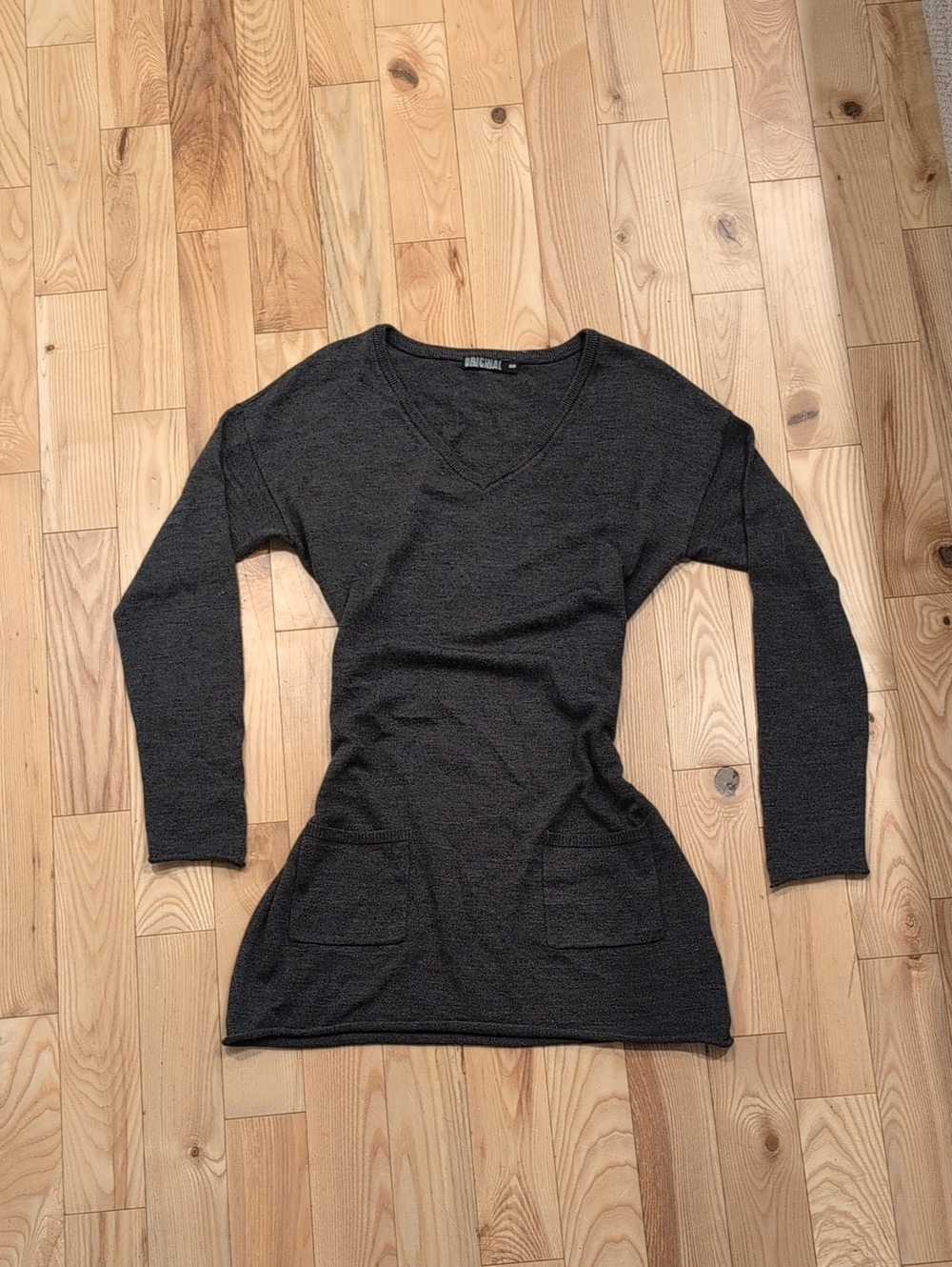 Nicole Miller Charcoal Gray Long Sleeve Knit Dress